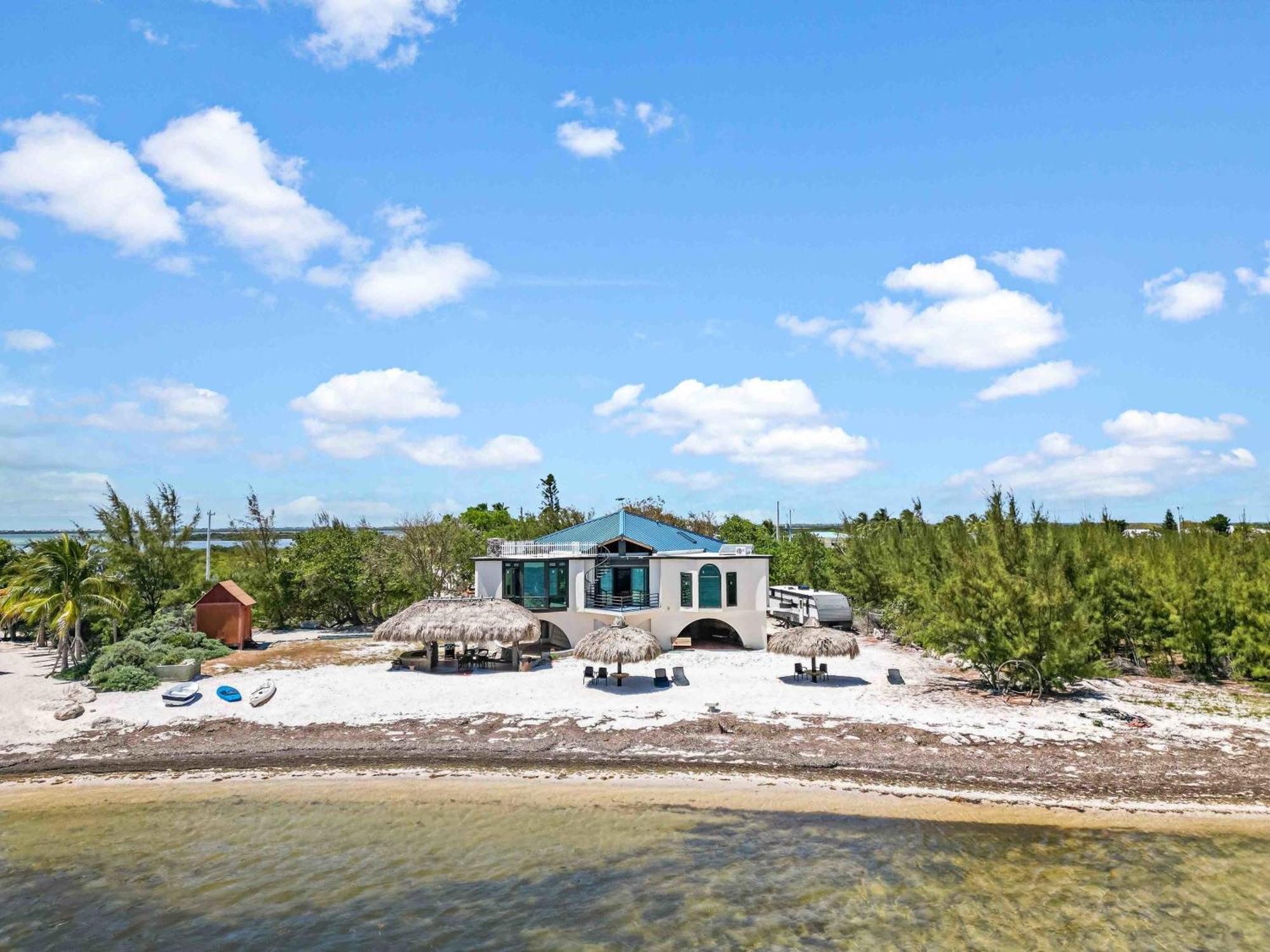 Ocean Depth Room Barnacle Bed And Breakfast Deers Suite Big Pine Key Exterior photo